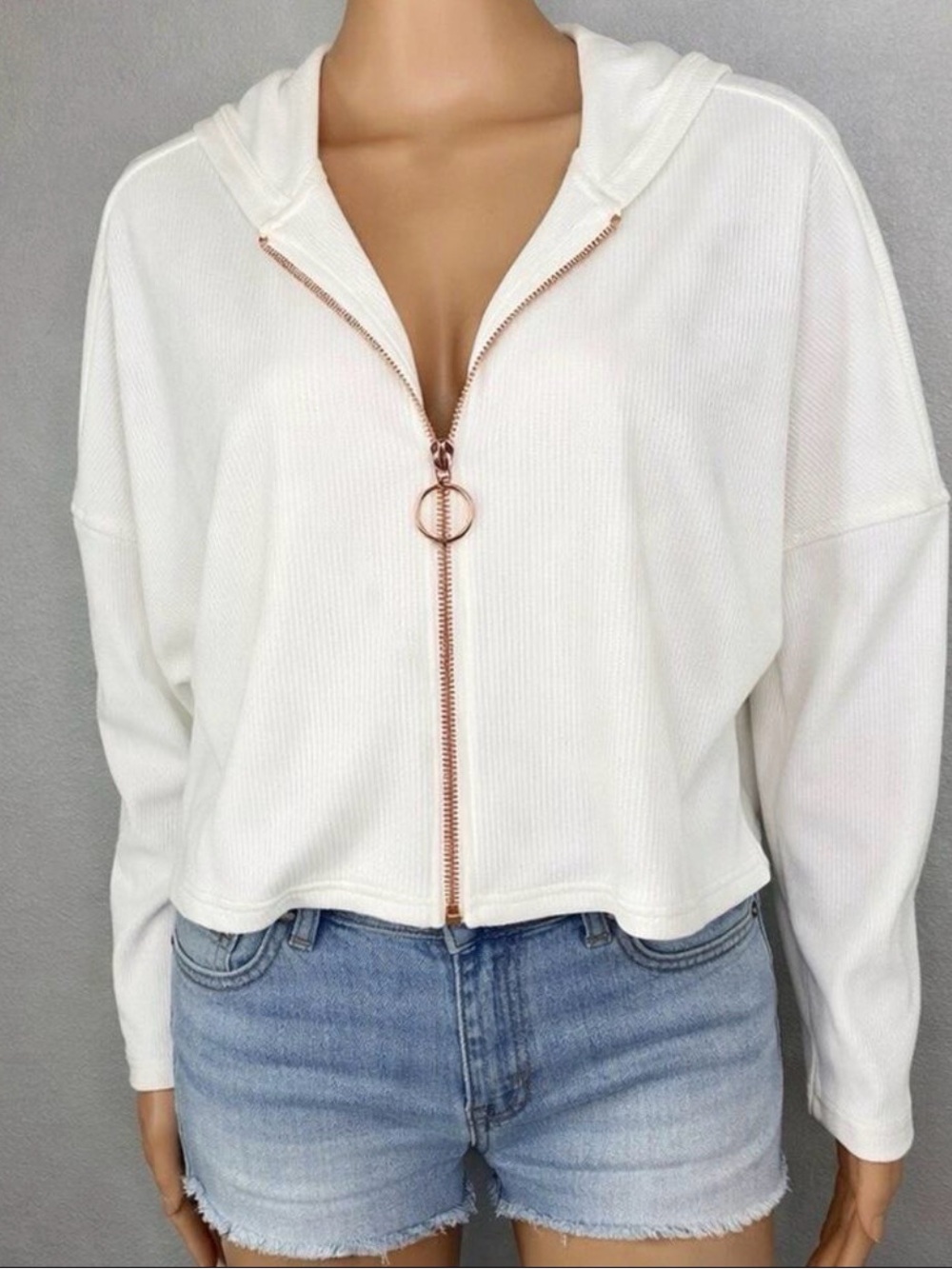 Anthro AllFenix White Ribbed Cropped Zip Hoodie Rose Gold Ring Pull Boxy Fit S